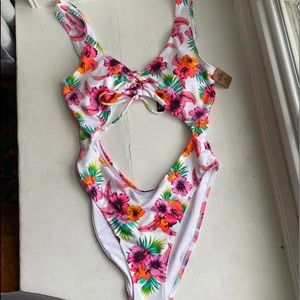 One-piece swim suit